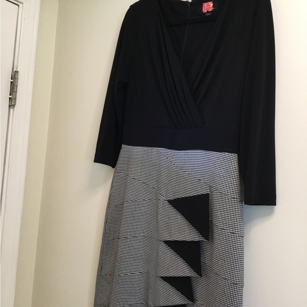 Tahari Black and Gray Sheath Dress with Plunge Neckline